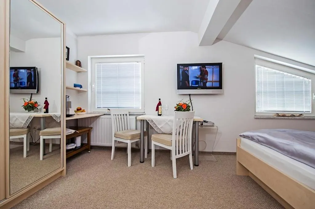 Casa de hóspedes Room In Rovinj With Air Conditioning, Wi-Fi