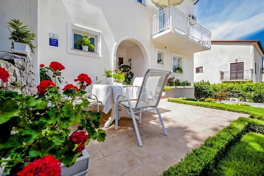 Room In Rovinj With Air Conditioning, Wi-Fi Croatia